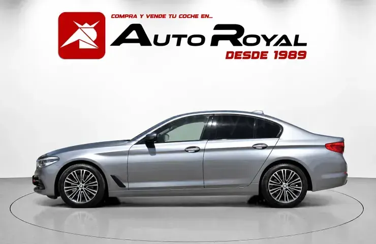 Usado BMW 530 Sport Line 265 CV (194 kW) 2017 Gris (metalizado) Berlina