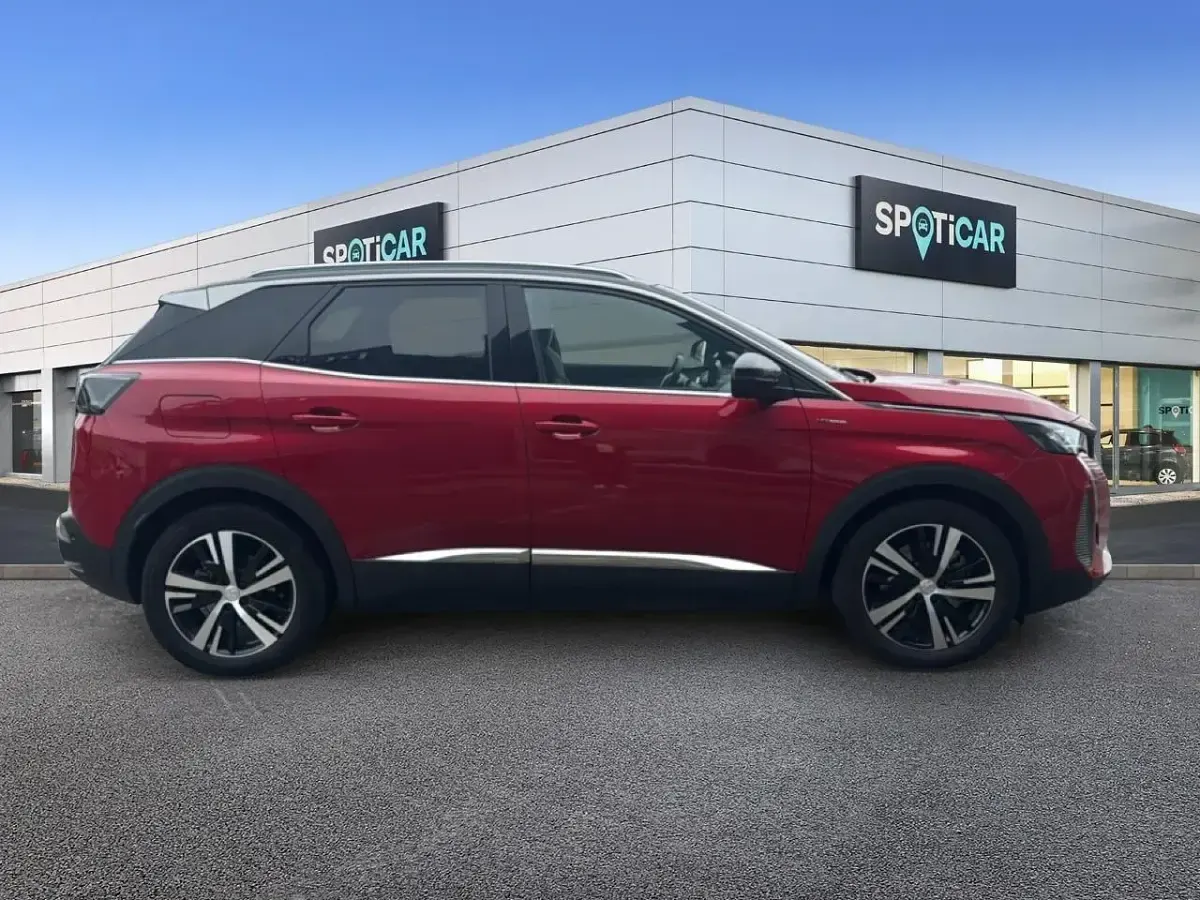 Usado Peugeot 3008 GT 225 CV (165 kW) 2021 Rojo SUV