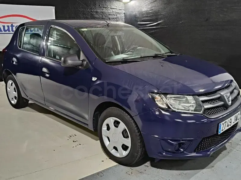 Usado Dacia Sandero Lauréate 90 CV (66 kW) 2015 Azul Berlina