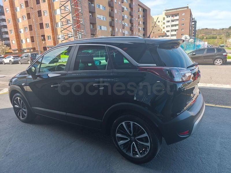 Usado Opel Crossland X Innovation 110 CV (80 kW) 2019 Negro SUV