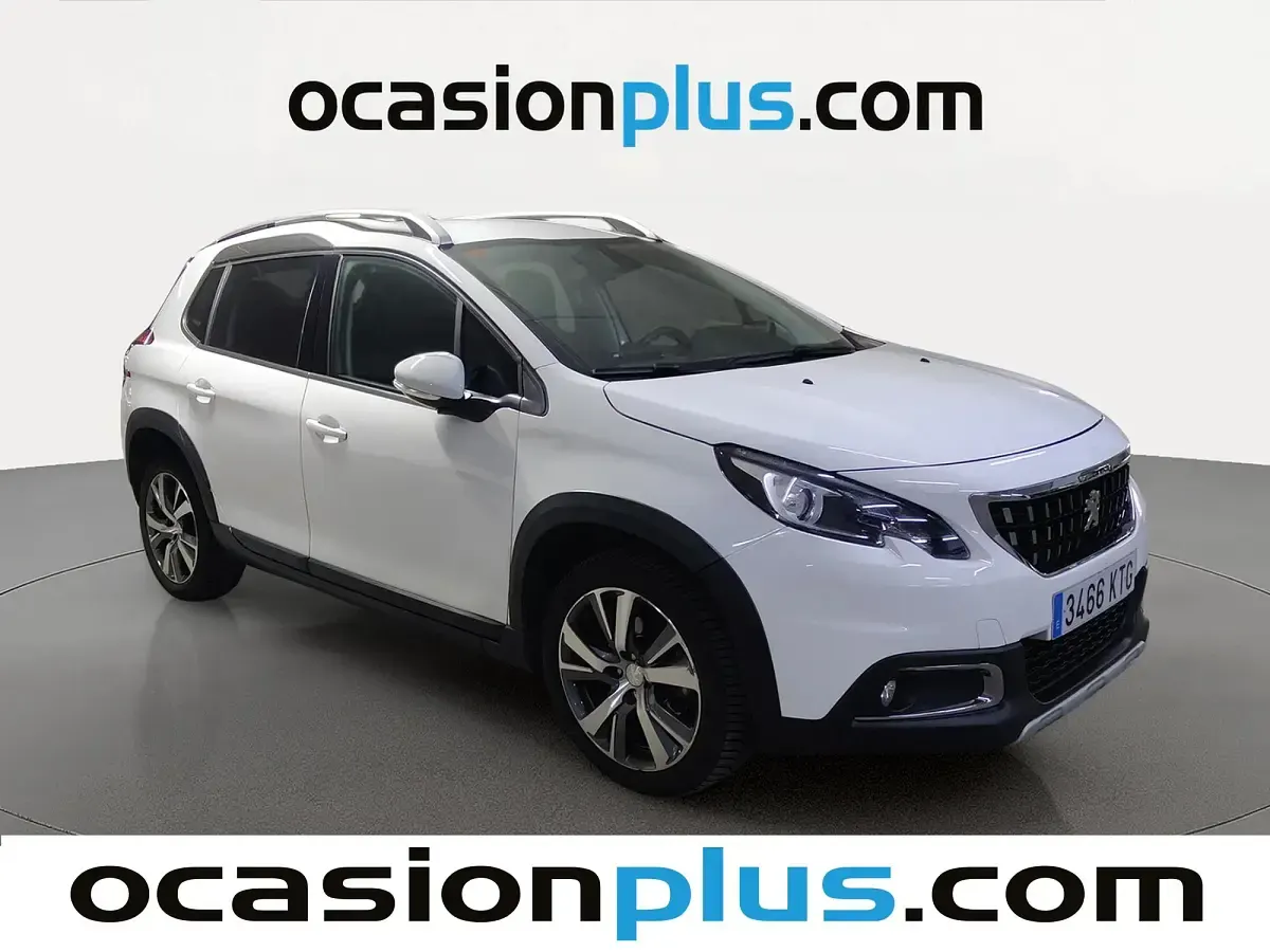 Usado Peugeot 2008 Allure 110 CV (80 kW) 2019 Blanco SUV