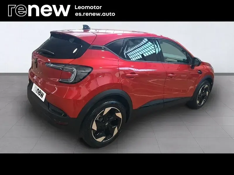 Usado Renault Captur Techno 100 CV (73 kW) 2026 Rojo SUV