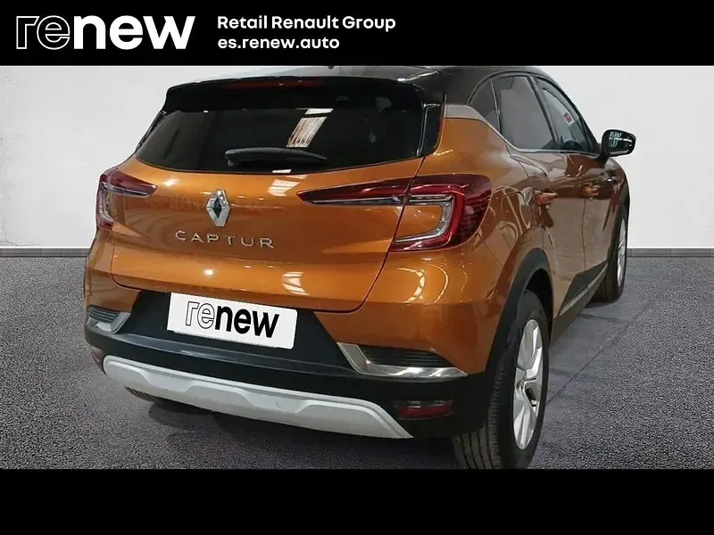 Usado Renault Captur Zen 100 CV (73 kW) 2022 Naranja SUV