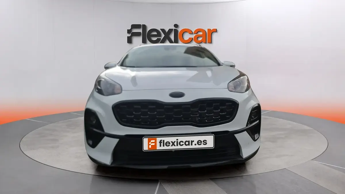 Usado Kia Sportage 136 CV (100 kW) 2021 Blanco SUV