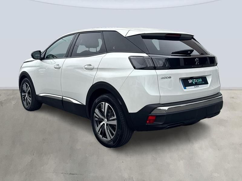 Usado Peugeot 3008 Allure 130 CV (95 kW) 2024 Blanco SUV
