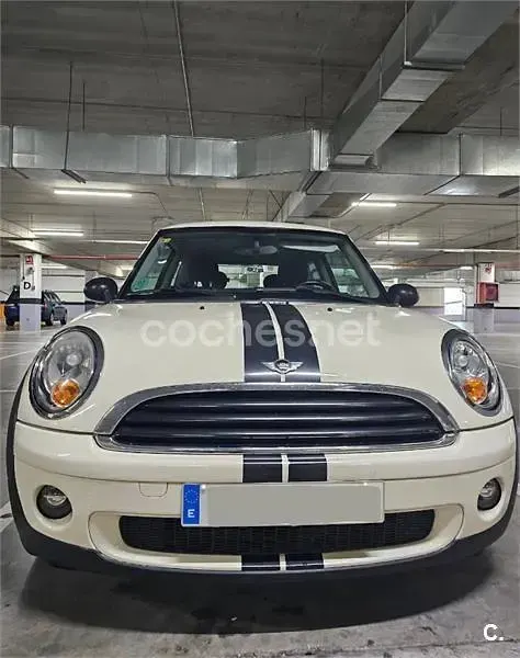Usado Mini ONE 75 CV (55 kW) 2011 Blanco Utilitario