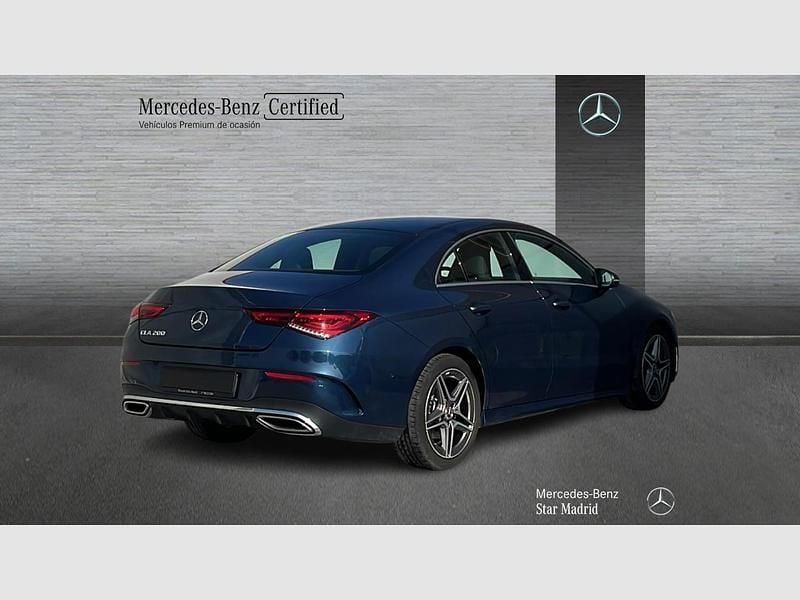 Usado Mercedes CLA200 AMG line 163 CV (119 kW) 2022 Denim blue  metallic paint Utilitario