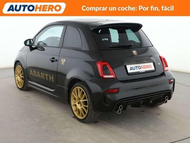 Usado Abarth 695 179 CV (131 kW) 2024 Negro Utilitario