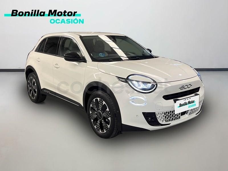 Usado Fiat 600 La Prima 100 CV (73 kW) 2025 Blanco SUV