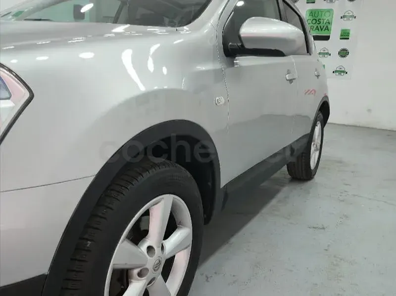 Usado Nissan Qashqai Tekna 115 CV (84 kW) 2010 Gris / plata SUV