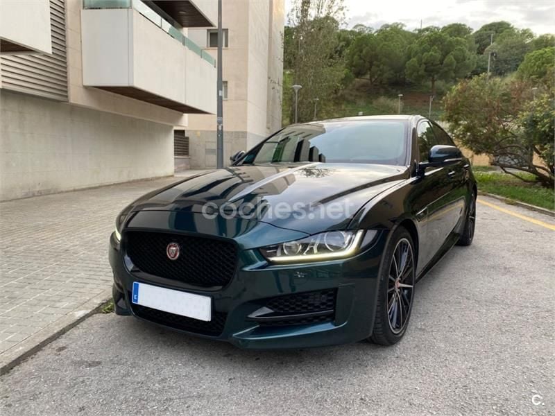 Verde Usado 2017 Jaguar XE R-Sport Berlina | 17.900 € (Precio justo) - Imagen 1/4