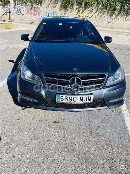 Usado Mercedes C250 204 CV (150 kW) 2015 Gris / plata Coupe