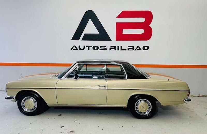 Usado Mercedes 280 160 CV (117 kW) 1974 Beige Coupe