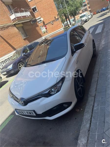 Blanco Usado 2018 Toyota Auris Hybrid Business Edition Berlina | 17.000 € (Caro) - Imagen 1/2