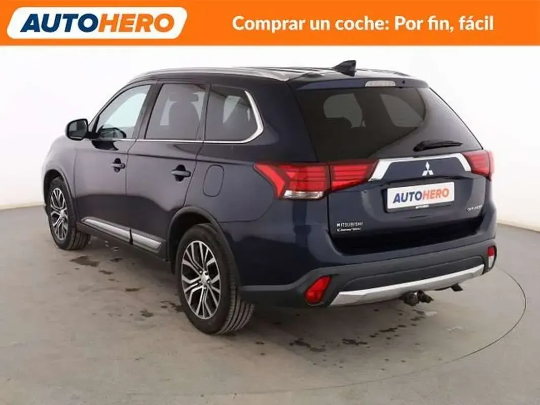 Usado Mitsubishi Outlander Motion 150 CV (110 kW) 2017 Azul SUV