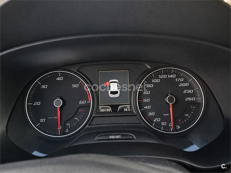 Usado Seat Leon FR 150 CV (110 kW) 2014 Azul Familiar