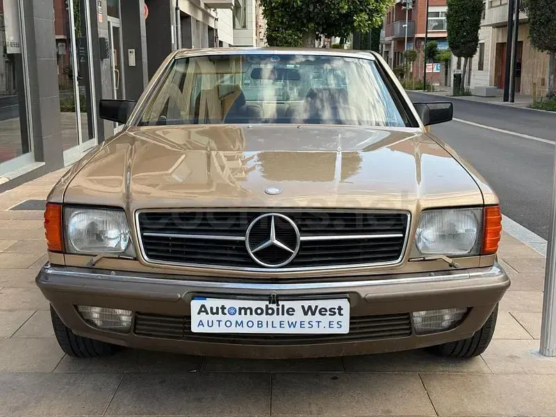 Usado Mercedes 420 224 CV (164 kW) 1985 Marrón Coupe