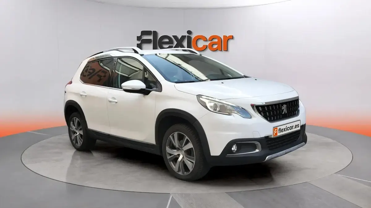 Usado Peugeot 2008 Allure 131 CV (96 kW) 2019 SUV