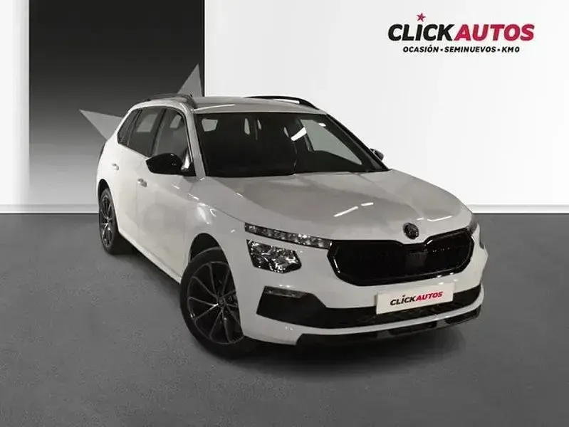 Usado Skoda Kamiq Sport 115 CV (84 kW) 2025 Blanco SUV