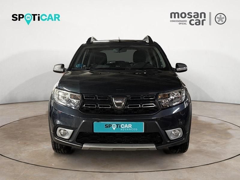Usado Dacia Sandero Essentiel 90 CV (66 kW) 2019 Gris Berlina