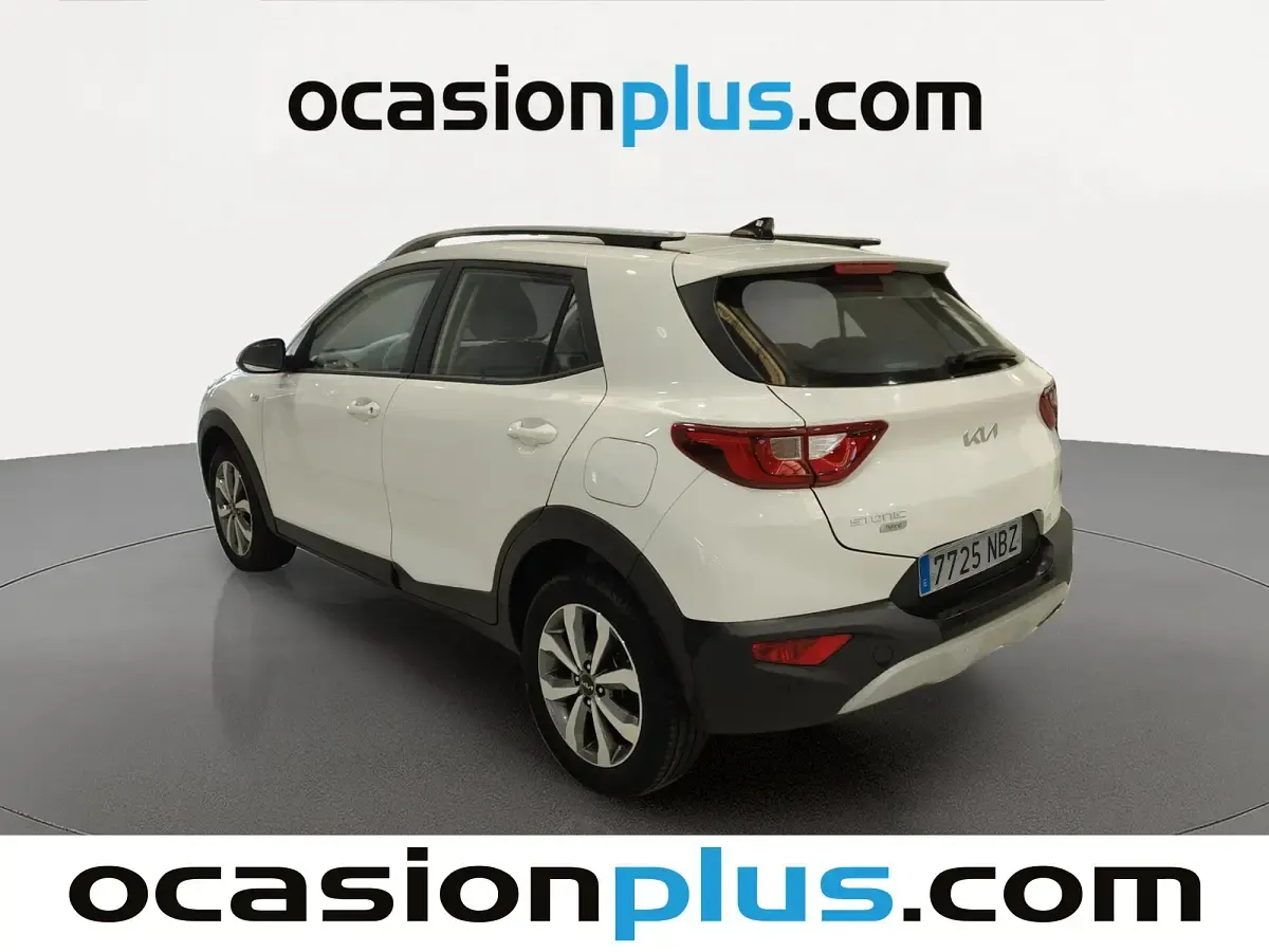 Usado Kia Stonic 101 CV (74 kW) 2025 Blanco SUV