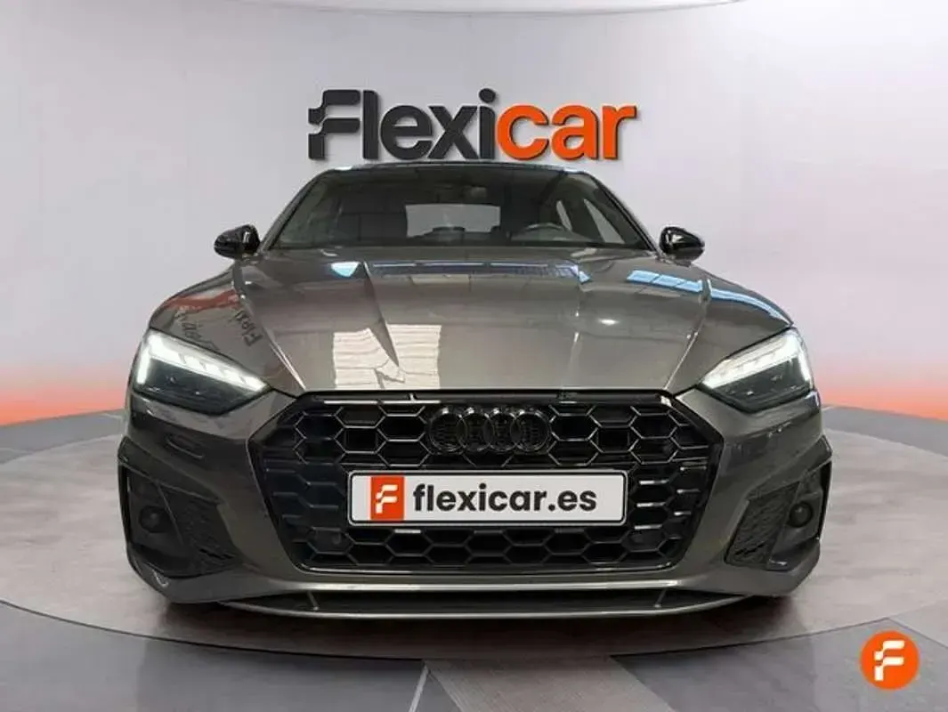 Usado Audi A5 Sportback 163 CV (119 kW) 2022 Gris Utilitario