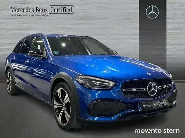 Usado Mercedes 220 200 CV (147 kW) 2022 Azul Familiar
