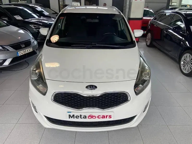 Usado Kia Carens 135 CV (99 kW) 2014 Blanco Monovolumen