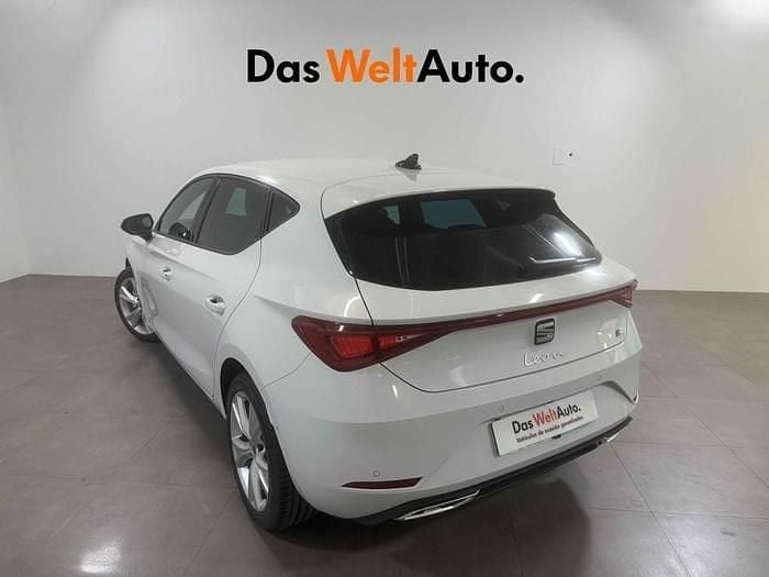 Blanco Usado 2024 Seat Leon FR | 24.490 € (Precio justo) - Imagen 1/4