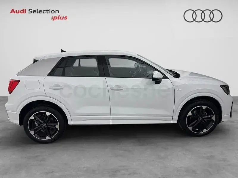 Usado Audi Q2 S-Line 116 CV (85 kW) 2025 Blanco SUV