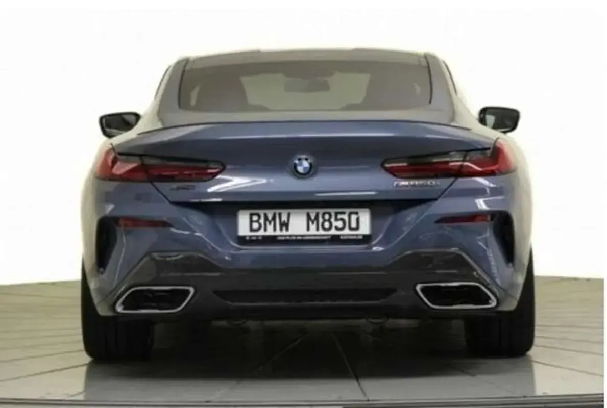 Usado BMW M850 Sport Line 530 CV (389 kW) 2018 Azul Coupe