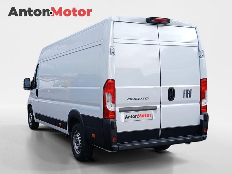 Usado Fiat Ducato 140 CV (102 kW) 2024 Blanco Van