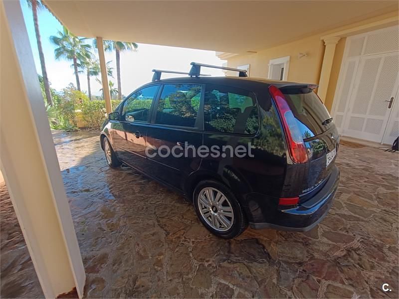 Usado Ford C-MAX Ghia 136 CV (100 kW) 2005 Negro Monovolumen