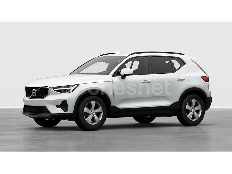 Blanco Nuevo 2025 Volvo XC40 SUV | 33.900 € (Precio justo) - Imagen 1/4