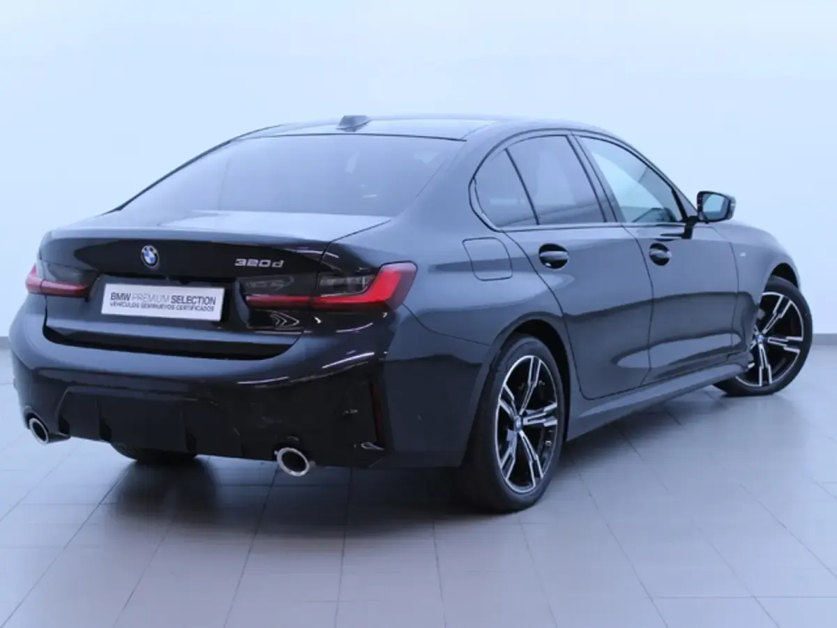 Usado BMW 320 Comfort Edition 190 CV (139 kW) 2025 Negro Berlina