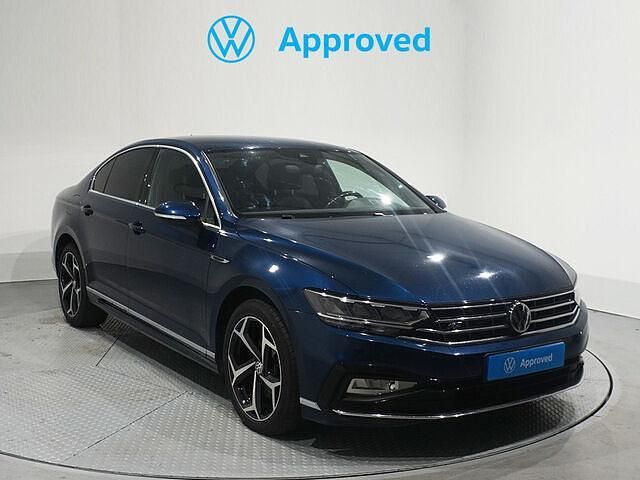 Azul Usado 2020 VW Passat R-line Berlina | 21.300 € (Un poco caro) - Imagen 1/4