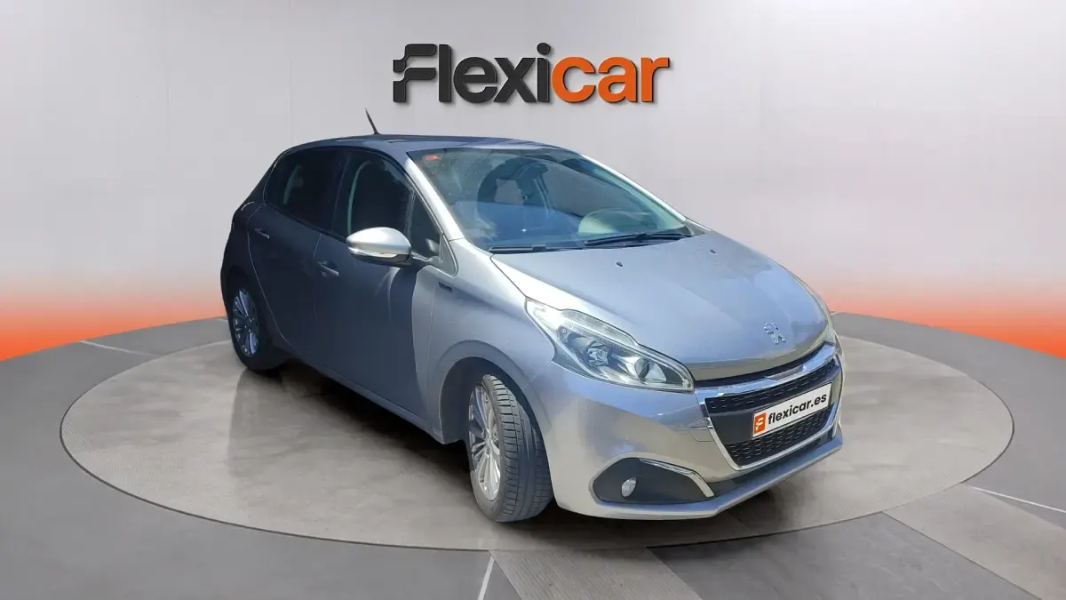 Usado Peugeot 208 Active 82 CV (60 kW) 2018 Utilitario