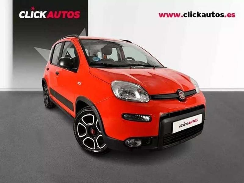 Usado Fiat Panda City Life 71 CV (52 kW) 2022 Rojo Utilitario
