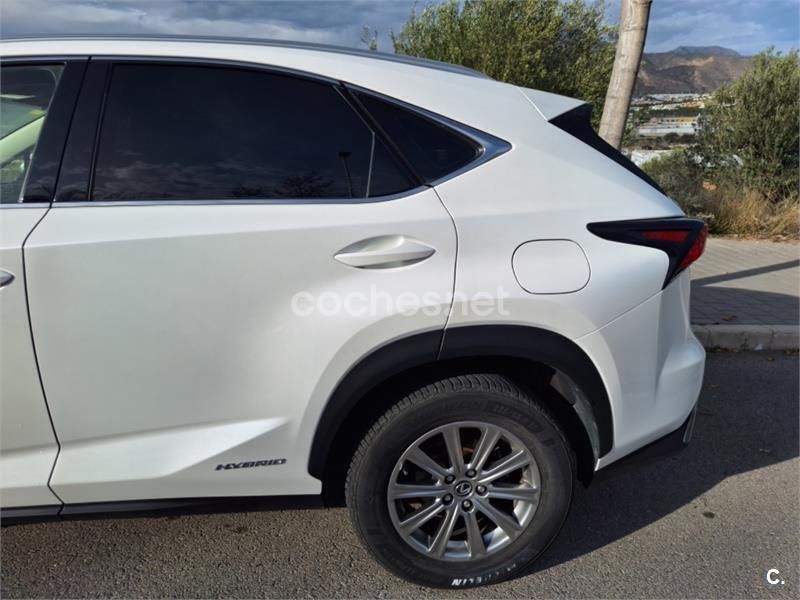 Usado Lexus NX300h 197 CV (144 kW) 2018 Blanco SUV