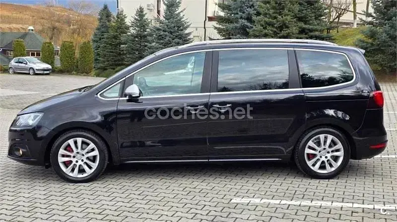 Usado Seat Alhambra Ecomotive 140 CV (102 kW) 2012 Negro Monovolumen