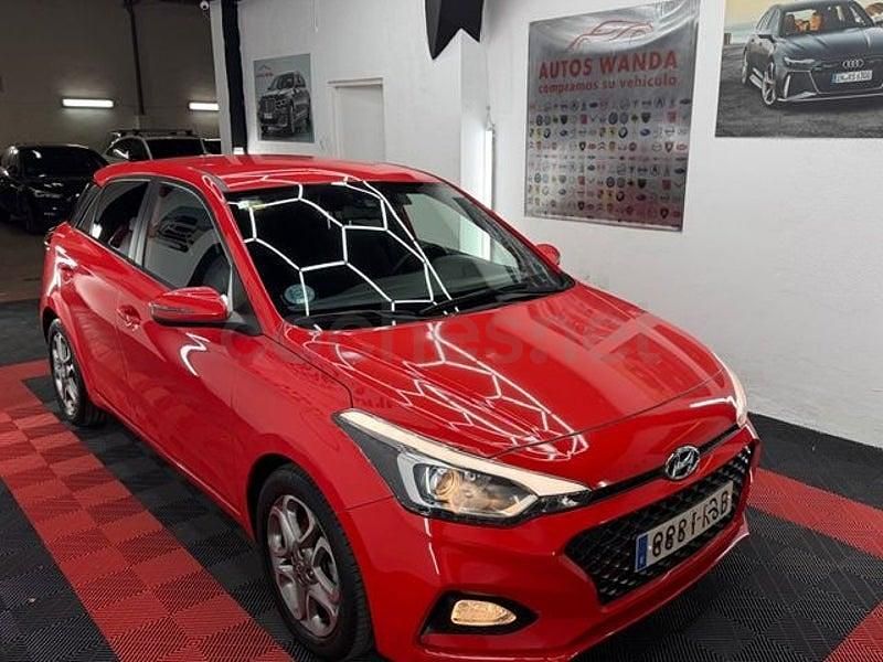 Usado Hyundai i20 Active 100 CV (73 kW) 2019 Rojo Utilitario