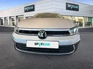 Usado VW Polo Life 95 CV (69 kW) 2022 Gris Utilitario