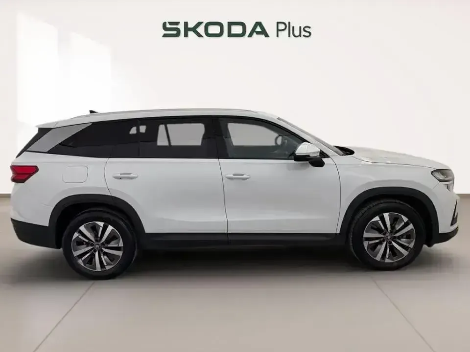 Usado Skoda Kodiaq Selection 150 CV (110 kW) 2025 Blanco SUV