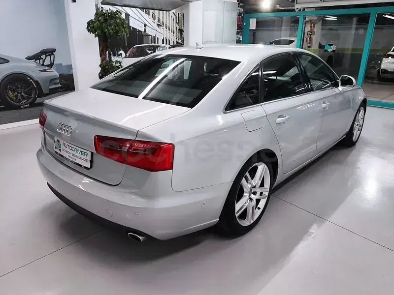 Usado Audi A6 Ambiente 245 CV (180 kW) 2011 Gris / plata Berlina