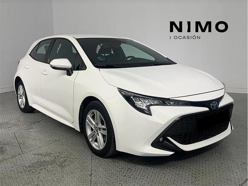 Blanco Usado 2021 Toyota Corolla Active Berlina | 22.400 € (Precio justo) - Imagen 1/4