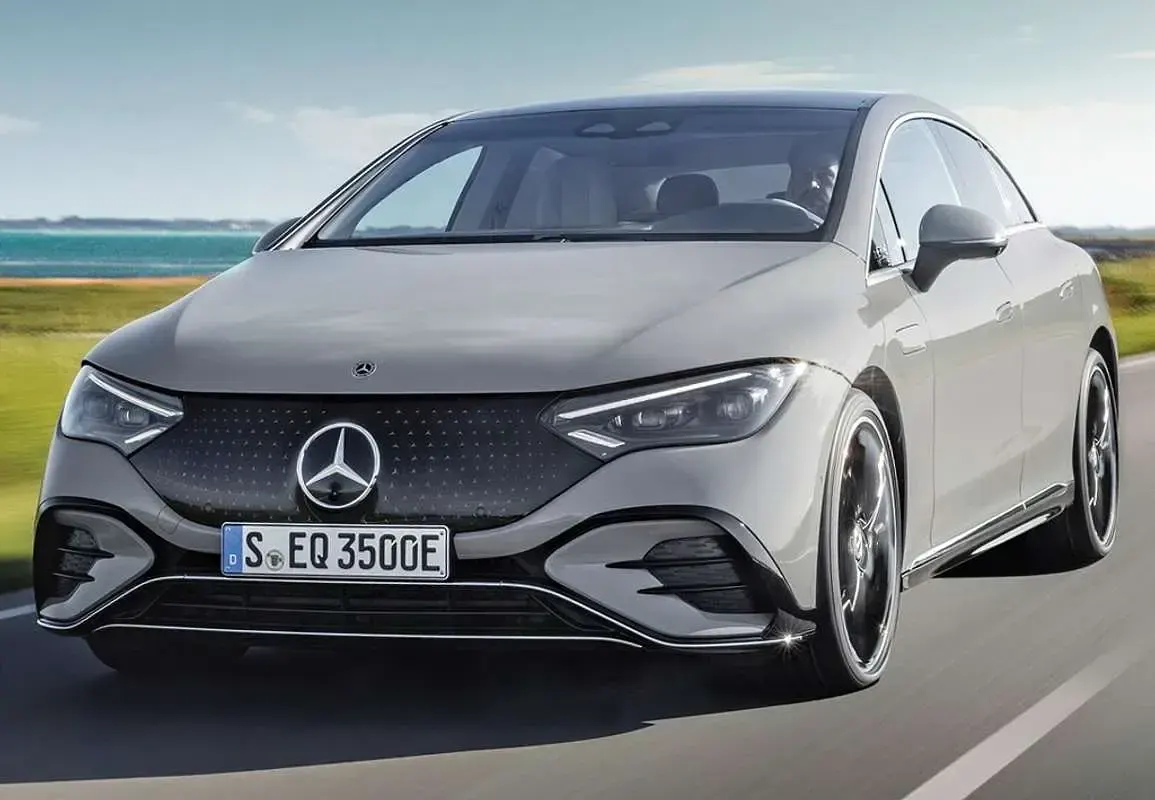 Usado Mercedes EQE AMG 43 AMG 350 kW (476 CV) 2024 Negro Berlina