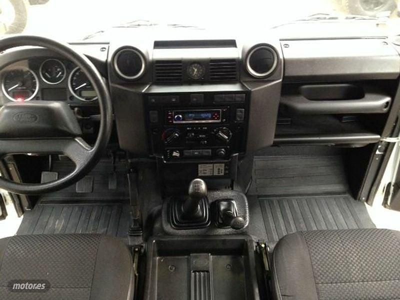Usado Land Rover Defender 122 CV (89 kW) 2012 Blanco SUV