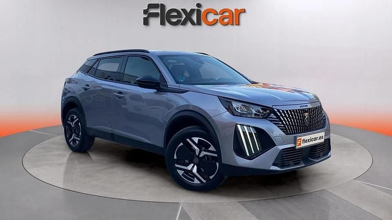 Usado Peugeot 2008 Allure 131 CV (96 kW) 2024 Gris SUV