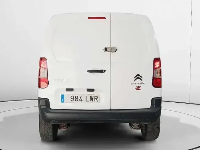 Usado Citroën Berlingo 131 CV (96 kW) 2022 Blanco Monovolumen