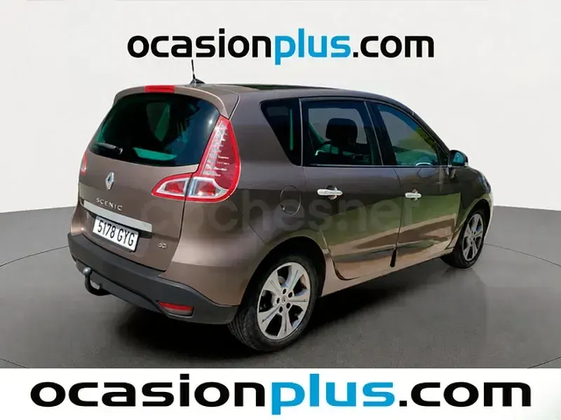 Usado Renault Scénic III 131 CV (96 kW) 2010 Marrón Monovolumen